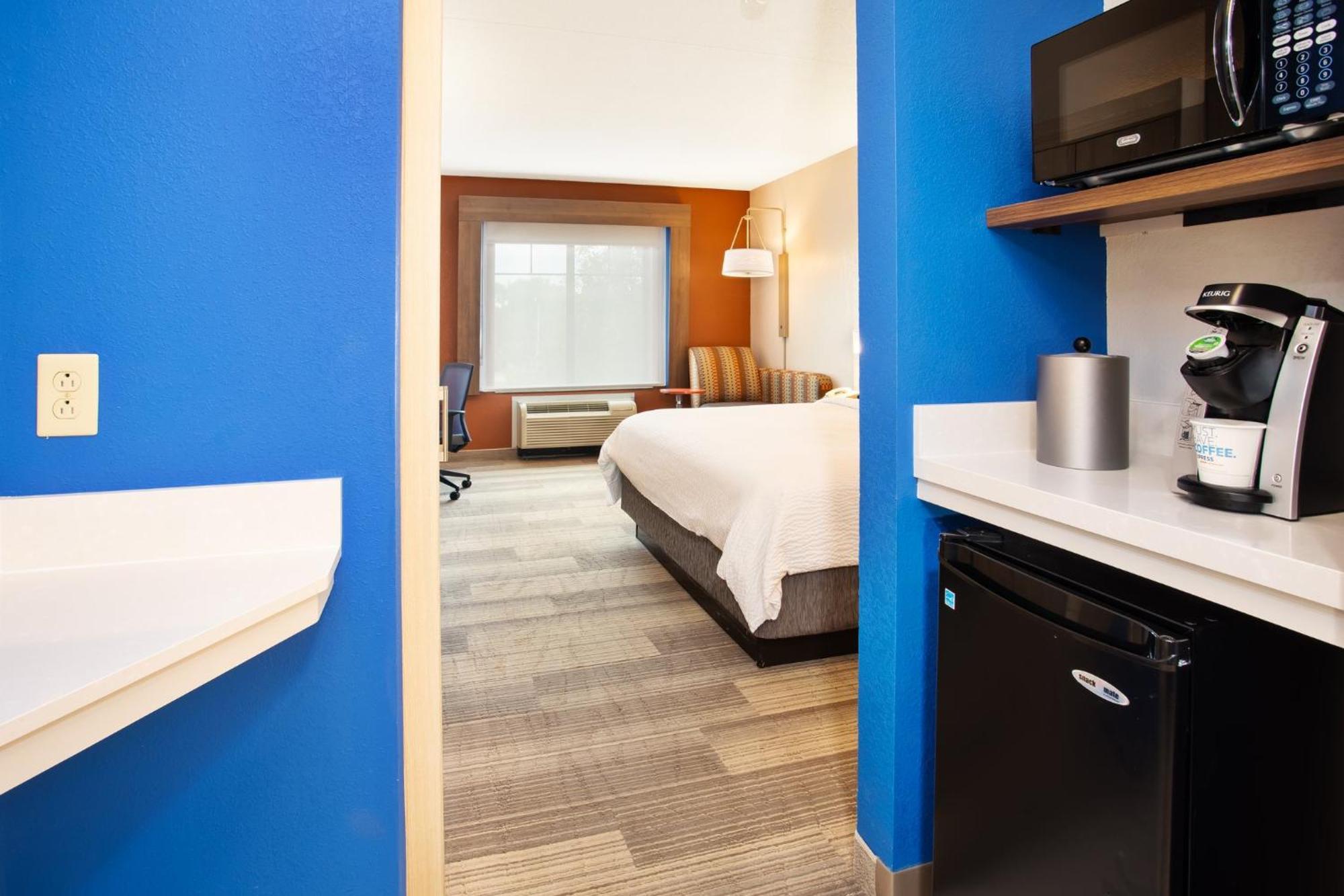 Holiday Inn Express Hotel & Suites Rochester Webster By Ihg Ngoại thất bức ảnh
