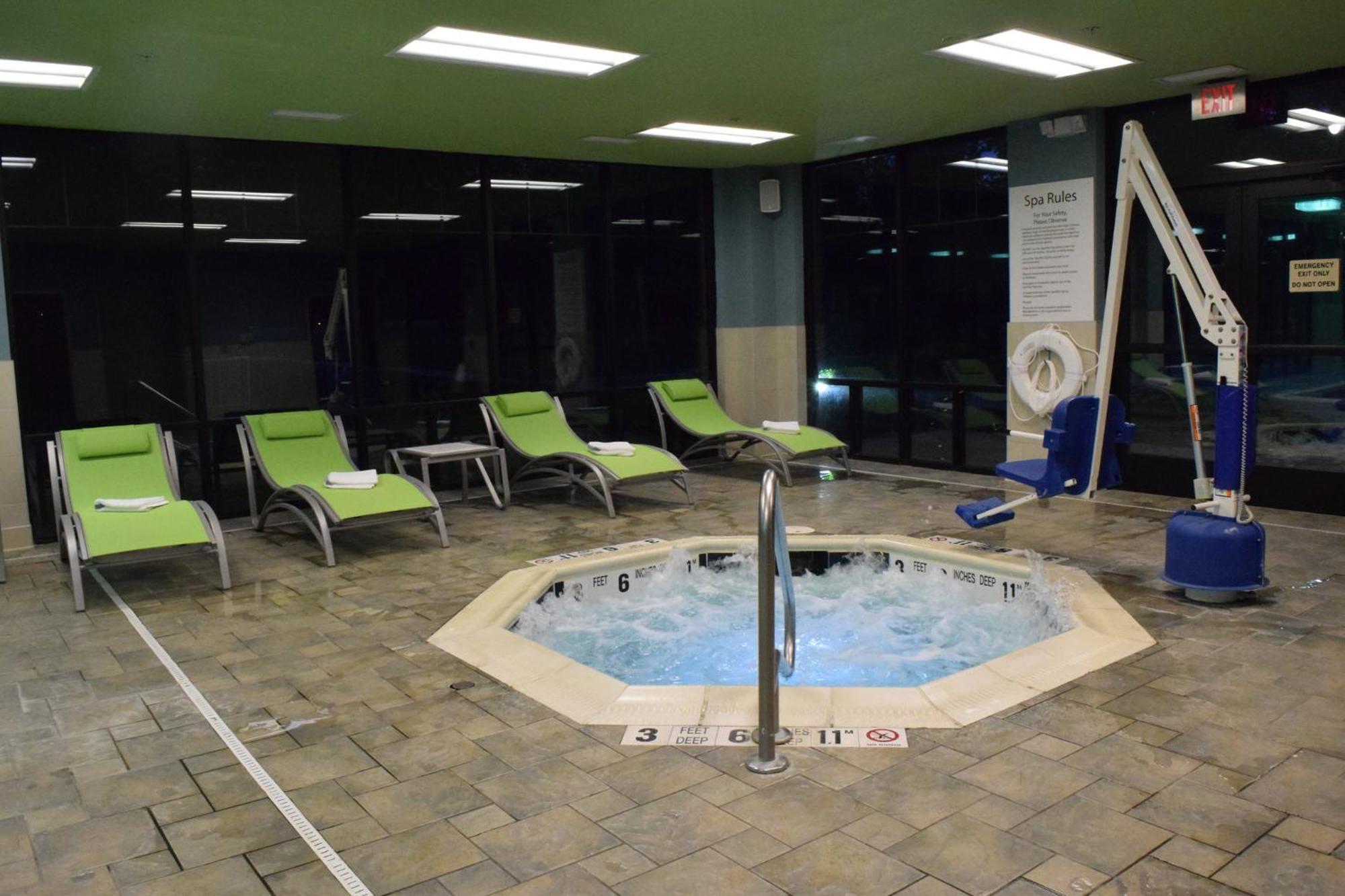 Holiday Inn Express Hotel & Suites Rochester Webster By Ihg Ngoại thất bức ảnh