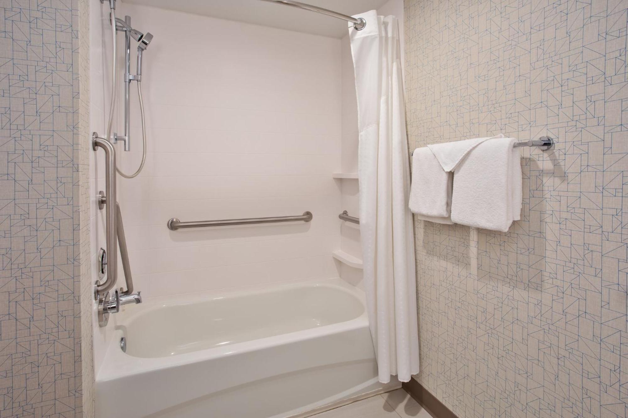 Holiday Inn Express Hotel & Suites Rochester Webster By Ihg Ngoại thất bức ảnh